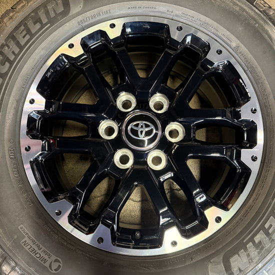 2025 Toyota Tundra TRD TSS 18 Wheels Tires Rims OEM 95407 Black Michelin 265/70/18