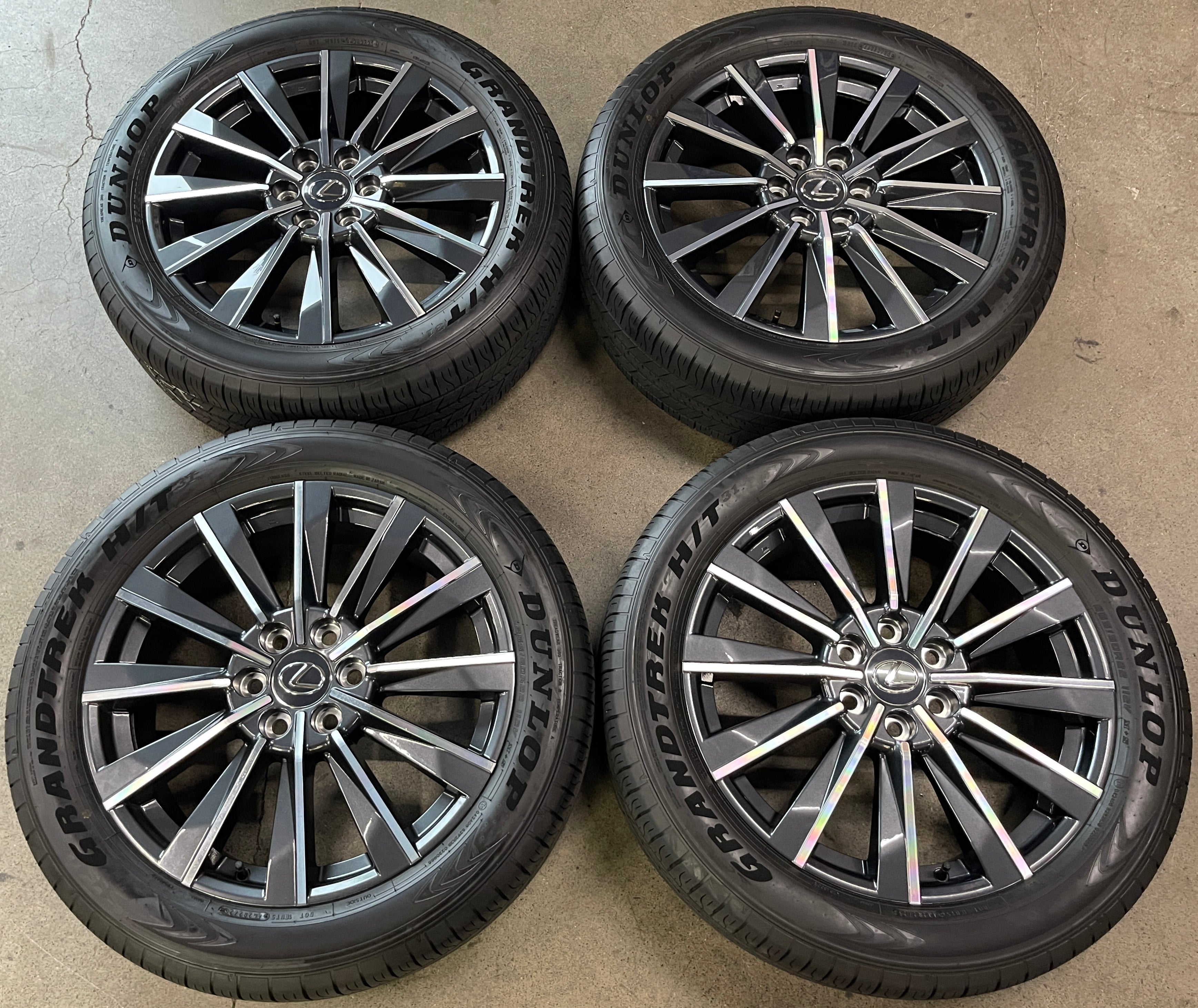 2025 Lexus GX550 Luxury Premium OEM Wheel & Tire 22x7.5 6x5.5 +60