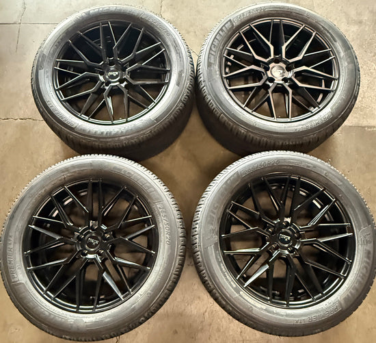 Palisade Telluride 20 Wheels Tires Niche Gamma Black Michelin 265/50/20 Mazda CX5 CX9