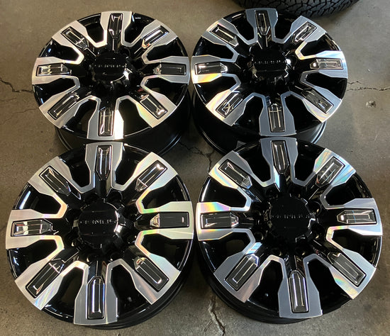 Four 2025 GMC Sierra Denali Ultimate HD2500 Factory 20" Wheels OEM 84830459 Chrome Inserts