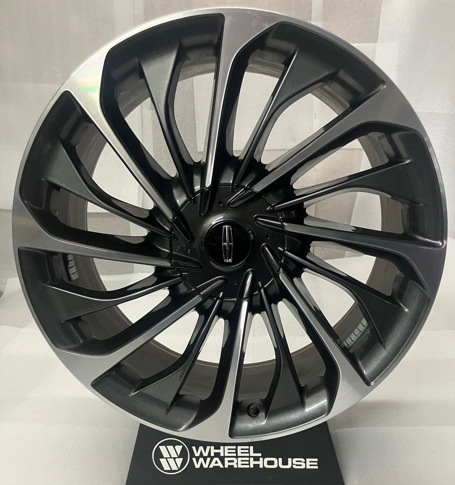 2020-2026 Lincoln Aviator OEM 22" Machined Face Charcoal Wheel Rim | LC5C-1007-G1E | 10241A
