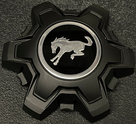 Single One FORD Bronco Full size Steel wheel Black center cap