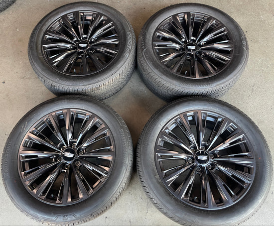 2025 Cadillac Escalade V Factory 22 Wheels Tires OEM 84638165 Rims Satin Graphite