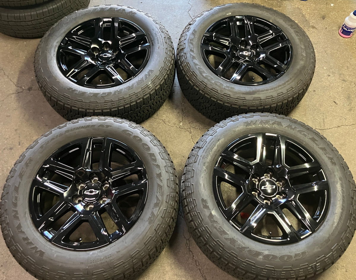 2023-2026 Chevy Silverado 1500 Trail Boss OEM 20 inch Gloss Black Wheel Rim Tire Set of 4, Goodyear Trail Runner AT 275/60R20, OEM 23377017, Interchange 14030A
