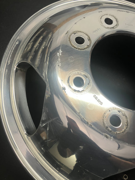 ONE 2011-2022 CHEVY GMC 3500 Front Dually factory 17 Wheel Rim OEM 5519