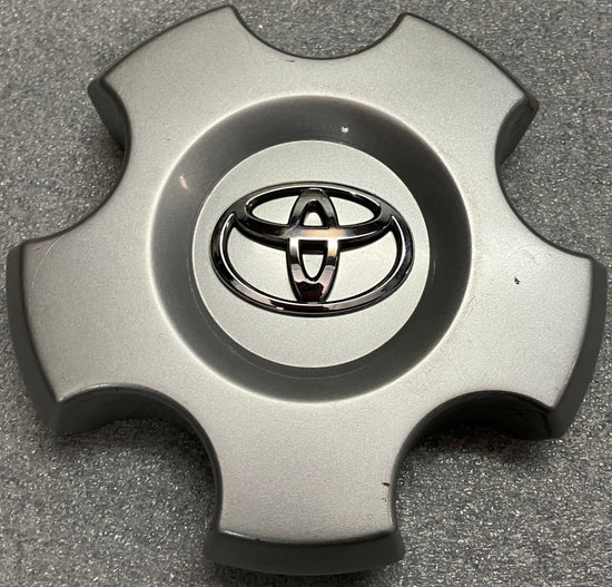 Single 2007-2013 Toyota Tundra Sequoia OEM Center Cap 42603-0C070 69517