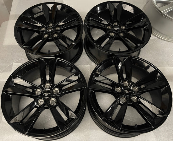 Sold Four 2025 Ford Mustang GT Factory 18 Wheels RIMS OEM PR3C1007BA Black