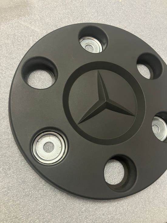 One Single OEM 2010-2025 Mercedes Sprinter Dually Center Cap 9064000225 85412