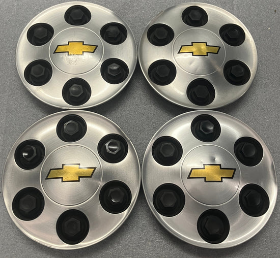 Set of four Chevy Silverado Tahoe 1500 center caps PN 9596341