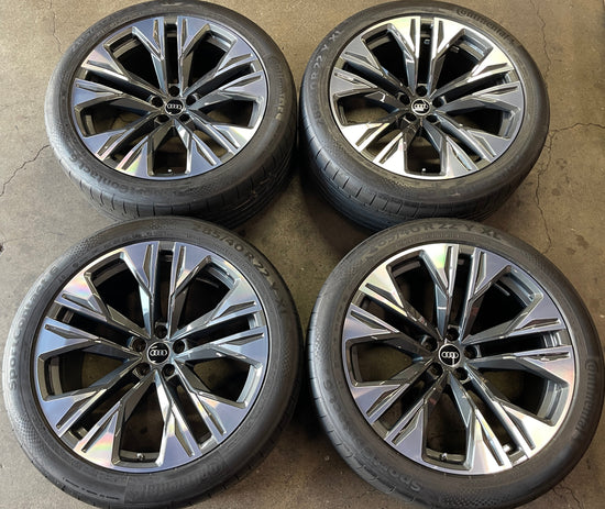 2025 Audi Q8 SQ8 Factory 22 Wheels Tires OEM 4M8601025BD Rims Conti SCA06