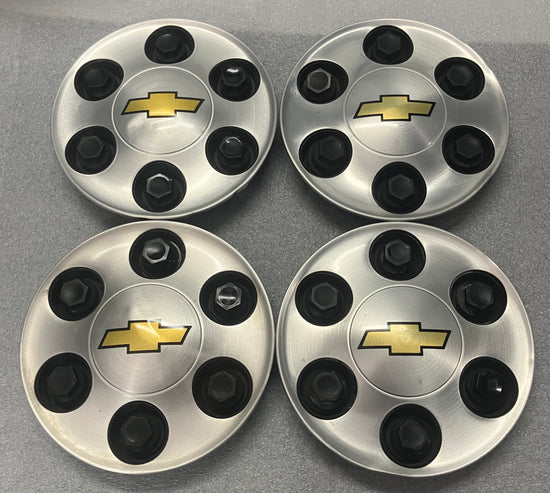 Four (set of 4) Chevy Silverado Tahoe 1500 center caps PN 9596341