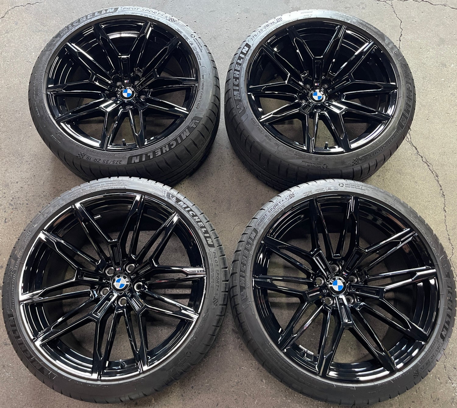 2023-2025 BMW M2 OEM Factory 19" & 20" Gloss Black Staggered Wheels & Tires Set of 4 | 19x9.5 / 20x10.5 | Michelin Pilot Sport 4S
