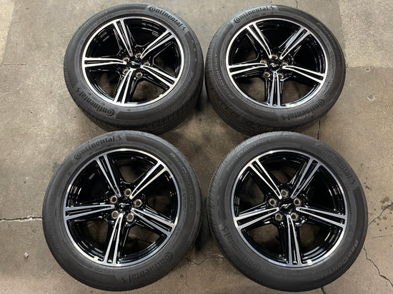 SOLD 2025 Ford Mustang GT Factory 18 Wheels Tires Rims OEM PR3C1007AA 235/50/18 Continental