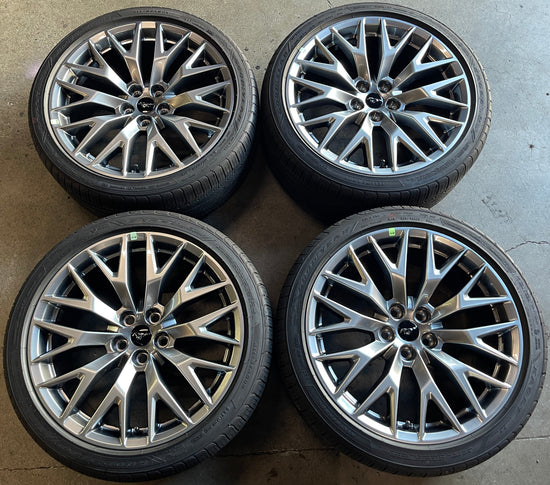 2025 Factory Ford Mustang 20 Wheels Tires OEM 10609 Rims 265/35R20 GDY PR3C1007GA