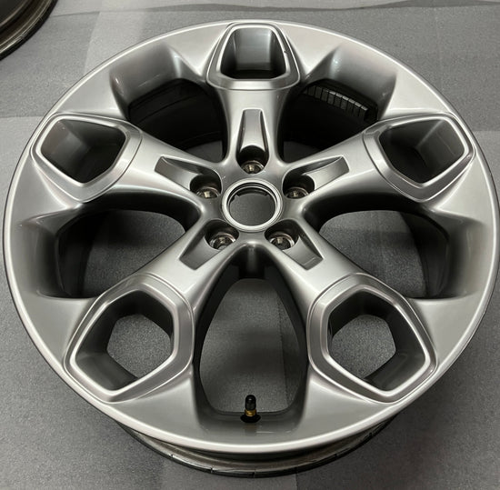 Single (Qty 1) 2013-2016 Ford Escape OEM 19" Wheel 3947 CJ5C1007G18 Rim Hyper Silver