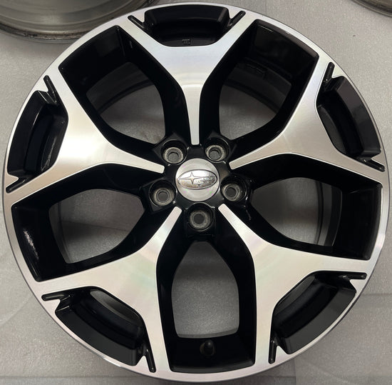 One 2014 - 2018 Subaru Forester Factory 18 Wheel OEM Single Rim Black machined