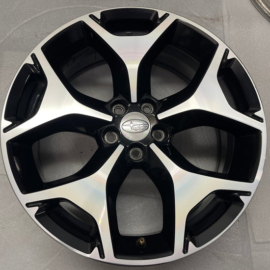 Single One 2014 - 2018 Subaru Forester Factory 18 Wheel OEM Rim Black machined