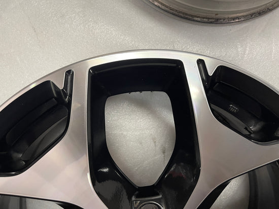 One Single 2014 - 2018 Subaru Forester Factory 18 Wheel OEM Rim Black machined