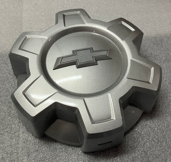 One 2019 2020 2021-22 2023 2024 2025 Chevy Silverado 1500 center cap steel wheel