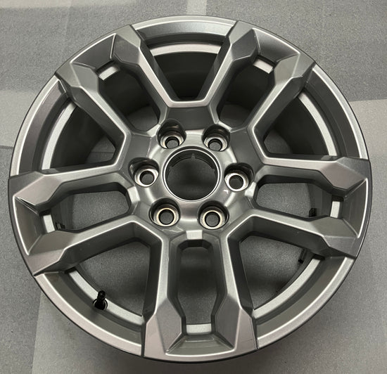 One (1) 2025 Chevy Silverado Suburban Tahoe Factory 18 Wheel OEM14091 Rim  84775274