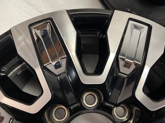 One Single 2025 OEM GMC Sierra 2500 3500 20" Factory Alloy Wheel Rim 84830459